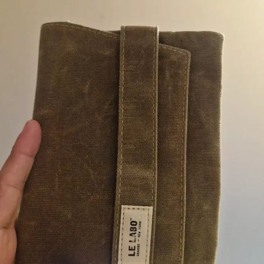 [BUNJANG] Singapore Airlines Le Labo Pouch / 싱가폴항공 르라보  백 입니다