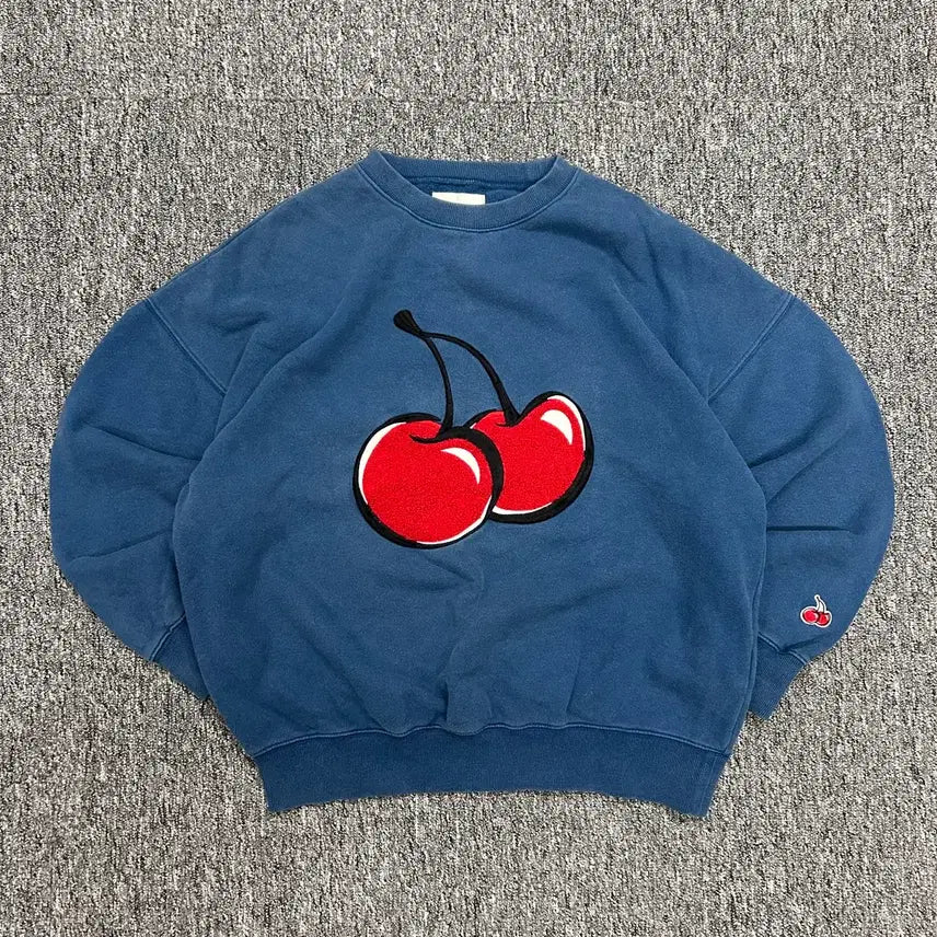 [BUNJANG] Kirsh Big Cherry Sweatshirt / 키르시 빅체리 맨투맨 1