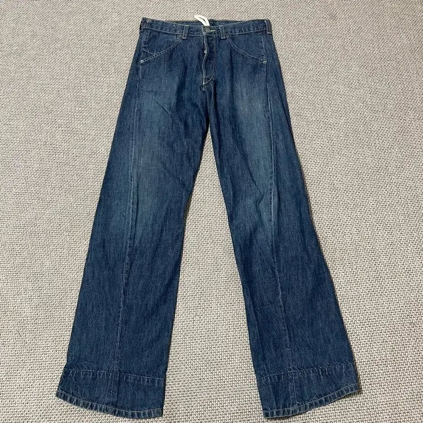 [BUNJANG] Levi's Engineered Jeans 30x34 / 30 리바이스 엔지니어드 청바지 하의 B.6860