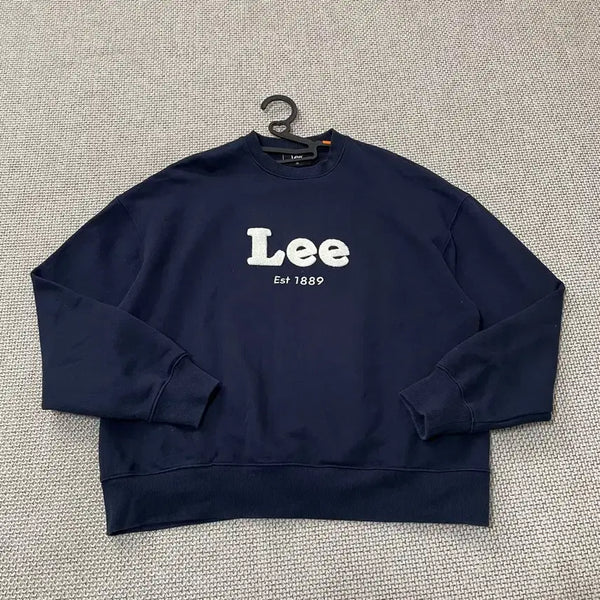 [BUNJANG] M LEE Round Sweatshirt / M LEE 리 라운드 맨투맨 B.5420