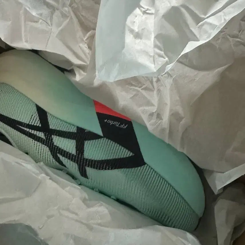 [BUNJANG] Asics Metaspeed Edge Shoes (Size 235) / 아식스 메타스피드 엣지 235