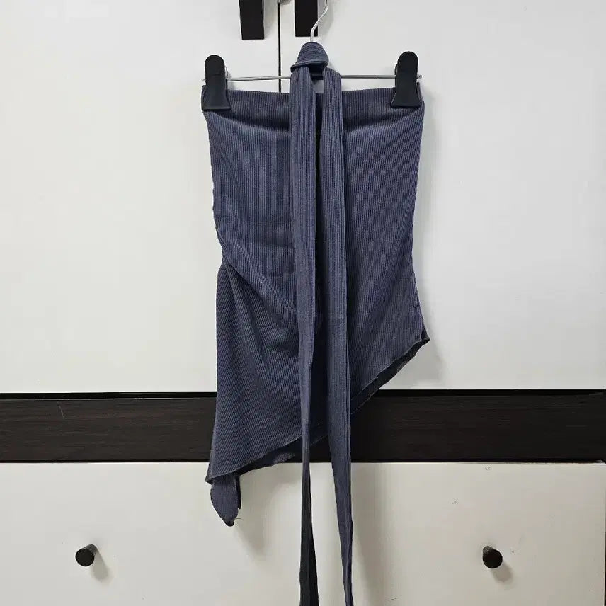 [BUNJANG] Blue Ribbed Knit Tank Top and Scarf Set / 블루 골지 니트 나시 탑 머플러 세트