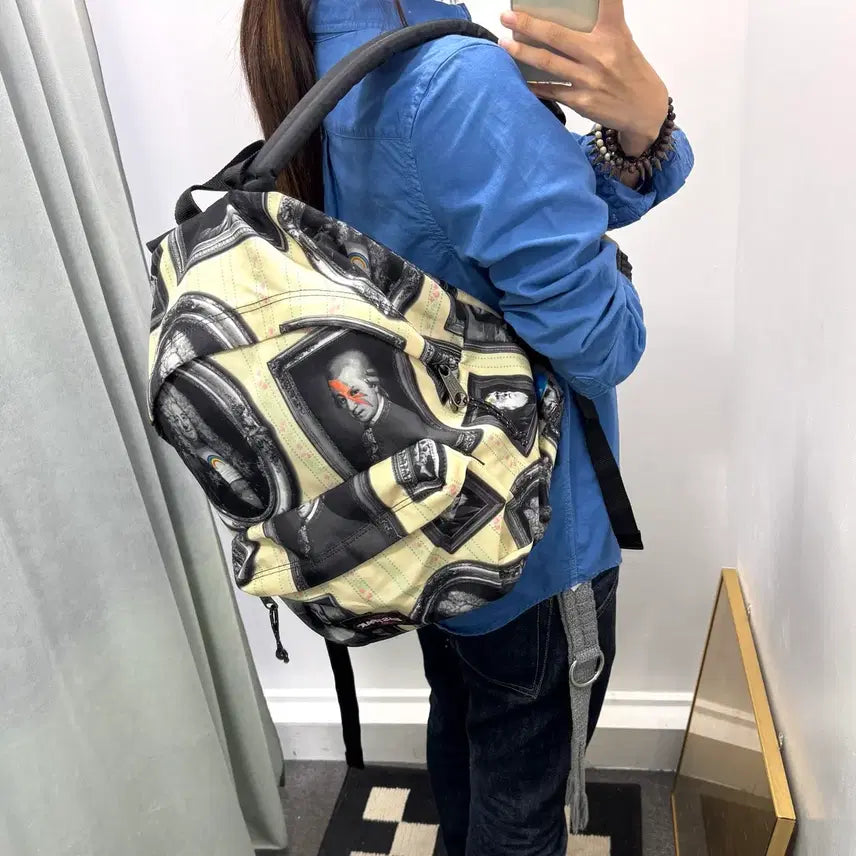 [BUNJANG] Eastpak Graphic Backpack / 이스트팩 그래픽 백팩