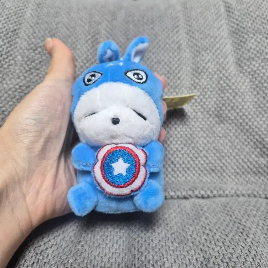 [BUNJANG] Mashimaro (Yugitokki) Captain America Shield Plush Keychain / 마시마로 엽기토끼 캡틴아메리카 인형 키링
