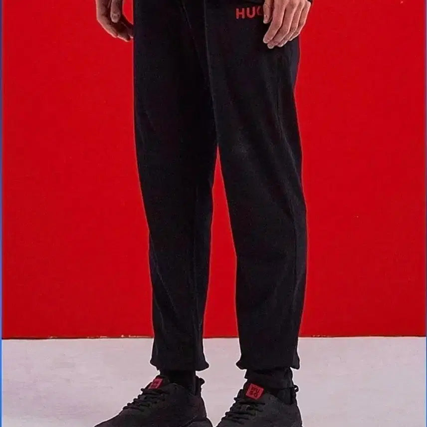 [BUNJANG] Hugo Boss Training Jogger Pants Black / 휴고보스 트레이닝 조거팬츠