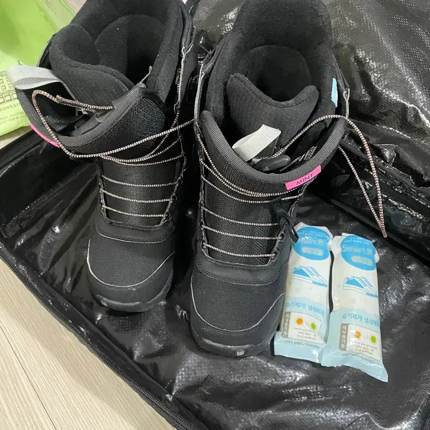 [BUNJANG] Burton Mint Asian Fit Snowboard Boots 245 / 버튼 스노우보드 부츠 민트 아시안핏 245
