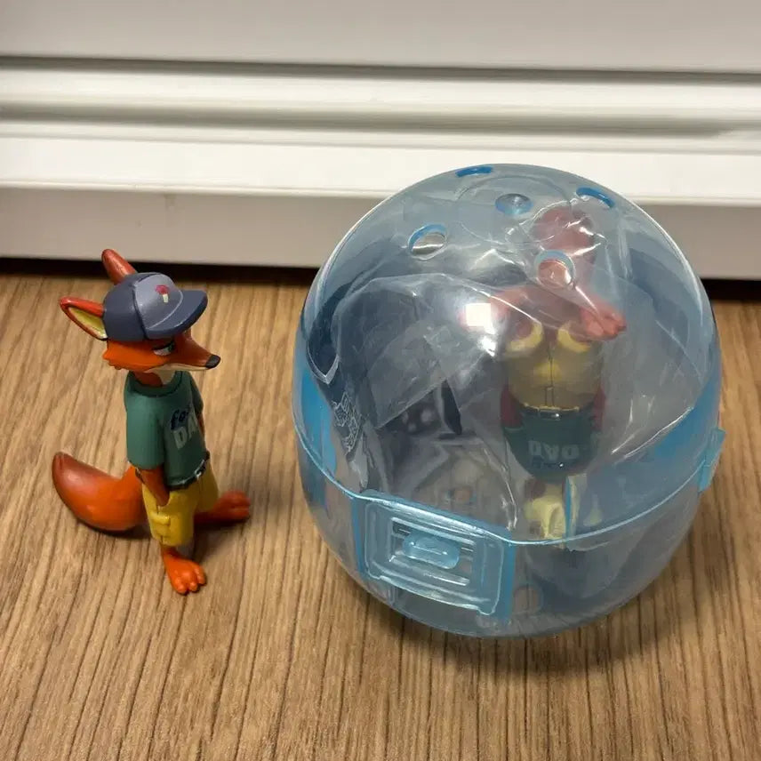[BUNJANG] Zootopia Gacha Costume Collection Nick (Sealed) / 주토피아 가챠 코스튬 컬렉션 닉 (미개봉)
