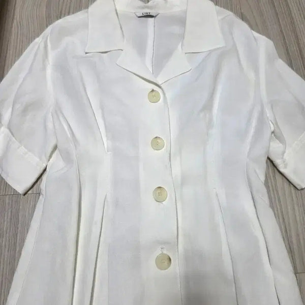 [BUNJANG] List White Linen Blouse Size 55 / 실착3회.리스트 화이트 린넨 블라우스 55사이즈