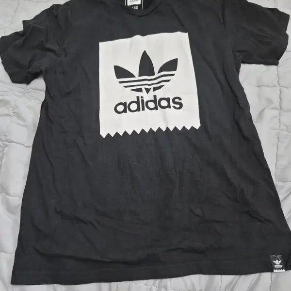 [BUNJANG] Adidas Short Sleeve T-Shirt Black (M) / 아디다스 반팔 티셔츠 블랙(M)