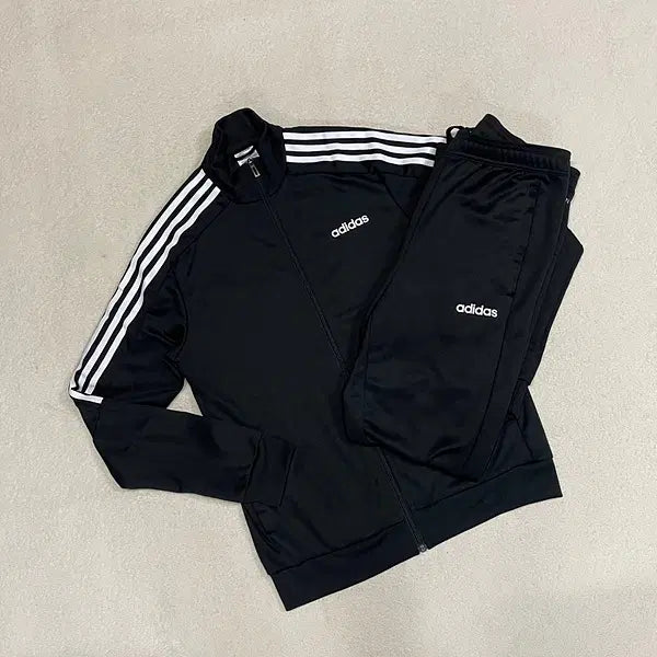 [BUNJANG] Adidas Training Set L / L 아디다스 트레이닝복 세트 B.2246