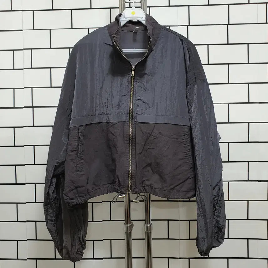 [BUNJANG] Cropped Windbreaker Jacket / 노-114 크롭 바람막이 자켓