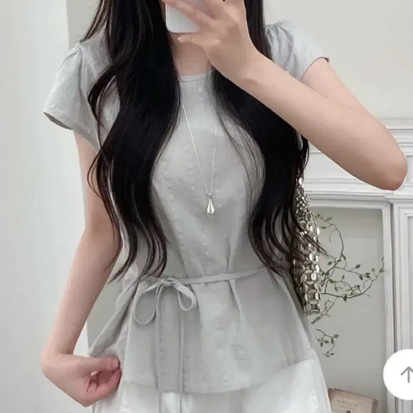 [BUNJANG] Ablley Punching Lace Ribbon Cap Sleeve Blouse / 에이블리 펀칭 레이스 리본 캡소매 블라우스 반팔 데이트룩