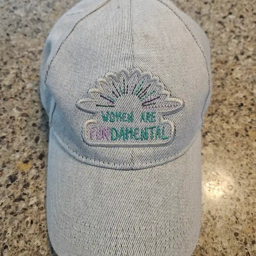 [BUNJANG] ba&sh Graphic Embroidered Light Wash Denim Baseball Cap / 바쉬(ba&sh) 그래픽 자수 연청 데님 볼캡 (LF 정품)