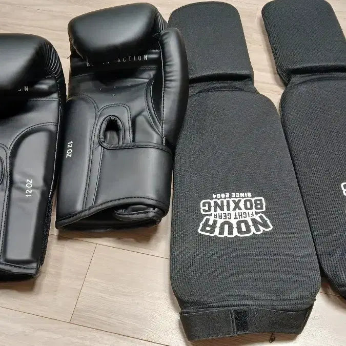 [BUNJANG] Nova Boxing Gloves (12oz) & Shin Guards Set / nova 노바 복싱 글러브 12oz & 정강이 보호대 세트