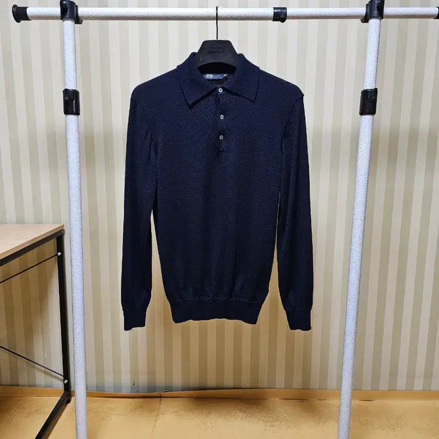 [BUNJANG] MAN ON THE FABRIC Wool Knit Navy / 맨온더분 니트 울 46
