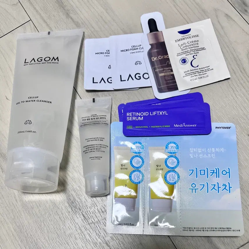 [BUNJANG] LAGOM Cellup Gel-to-Water Cleanser Bundle / 일괄) 라곰 셀럽 젤투워터 클렌저 220ml