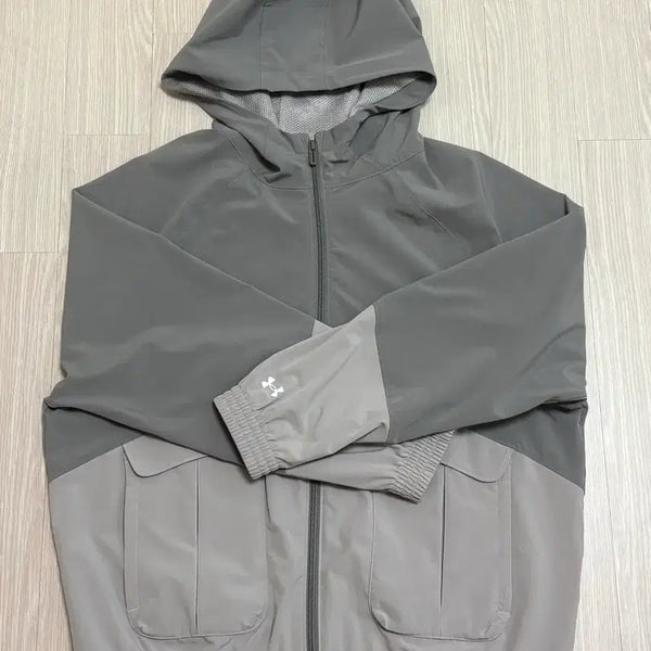[BUNJANG] Under Armour Windbreaker Gray/Light Gray / 언더아머 바람막이 그레이/라이트그레이