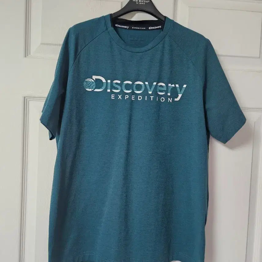 [BUNJANG] Discovery Logo Short-Sleeve T-Shirt (Size 100) / 디스커버리 티셔츠 (100)