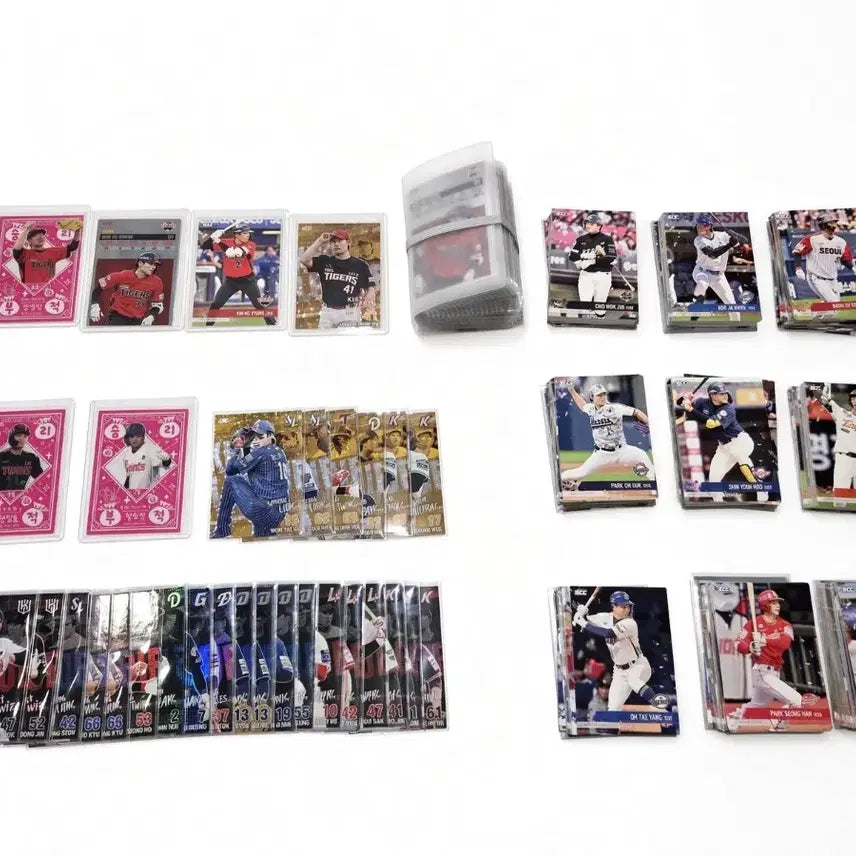 [BUNJANG] KBO Card Plus (Holo, Parallel, Victory Charm) Trading Cards / KBO 카드 플러스(홀로, 페러렐, 승리부적)