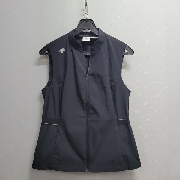 [BUNJANG] Descente Golf Women's Vest Black / 85)데상트 골프 여성 베스트 블랙