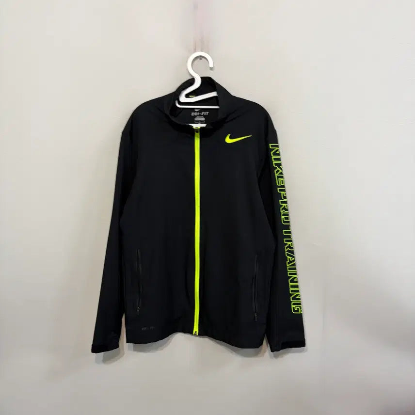 [BUNJANG] Nike Men's Dri-FIT Windbreaker Jacket / 나이키 남성 드라이핏 바람막이 자켓 100