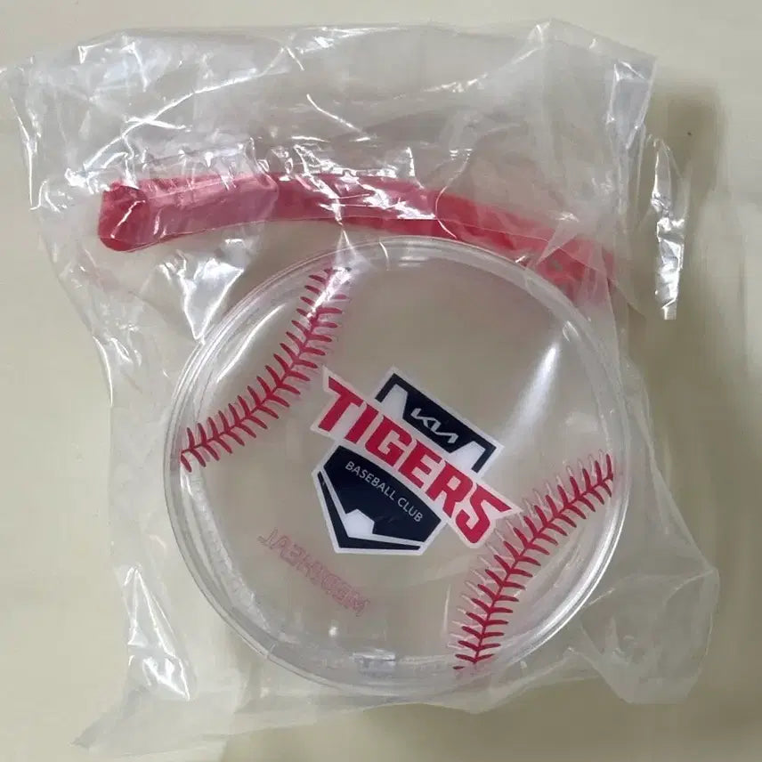 [BUNJANG] KIA Tigers Baseball Transparent Pouch with Red Handle / KIA 타이거즈 야구공 투명 파우치