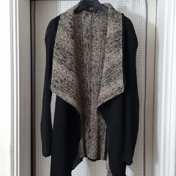 [BUNJANG] Two-Way Shawl Pleated Cardigan / 투웨이 숄 플리츠가디건