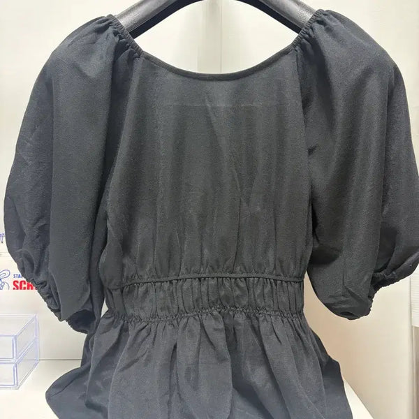 [BUNJANG] GU Black Puff Sleeve Blouse / GU 블랙 퍼프소매 블라우스