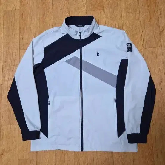 [BUNJANG] Hazzys Golf Lightweight Cooling Functional Zip-Up Jacket (White & Navy, Size 105) / (백화점판/24년4월생산) 헤지스 골프 얇은 냉감용 경량 집업 기능성 자켓, 105사이즈, 화이트색&네이비색