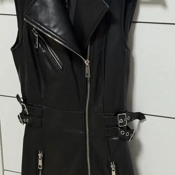 [BUNJANG] Zara Vegan Leather Mini Dress / 자라 레더 원피스/ 새상품