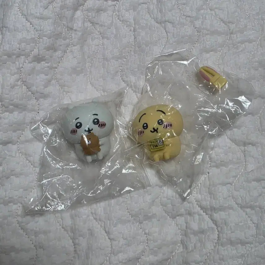 [BUNJANG] Monchiku Chiikawa Usagi Eraser Gacha Bundle Set / 먼작귀 치이카와 우사기 지우개 가챠 일괄