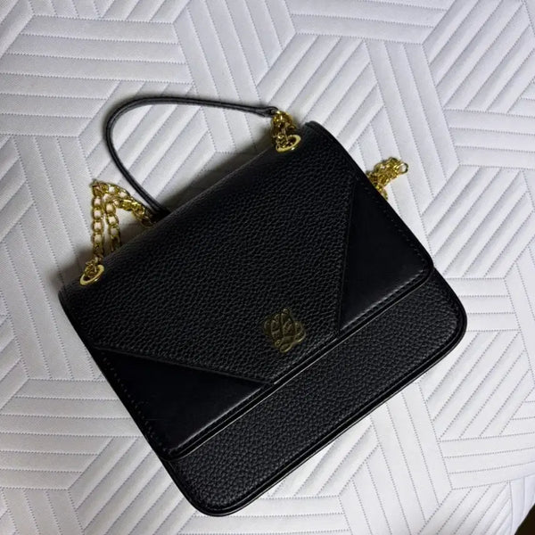 [BUNJANG] Louis Quatorze Black Chain Shoulder/Crossbody Bag / 루이까또즈 블랙 체인백