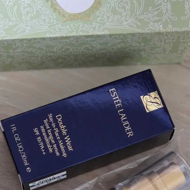 [BUNJANG] Estée Lauder Double Wear Foundation (Old Version) - Shade: Warm Porcelain / 에스티로더 더블웨어 구버전 웜포슬린