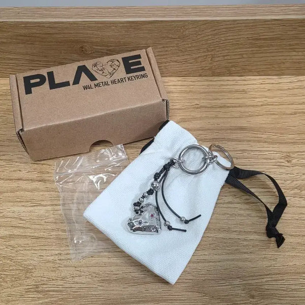 [BUNJANG] PLAVE We Love Metal Keyring / 플레이브 웨포럽 메탈 키링
