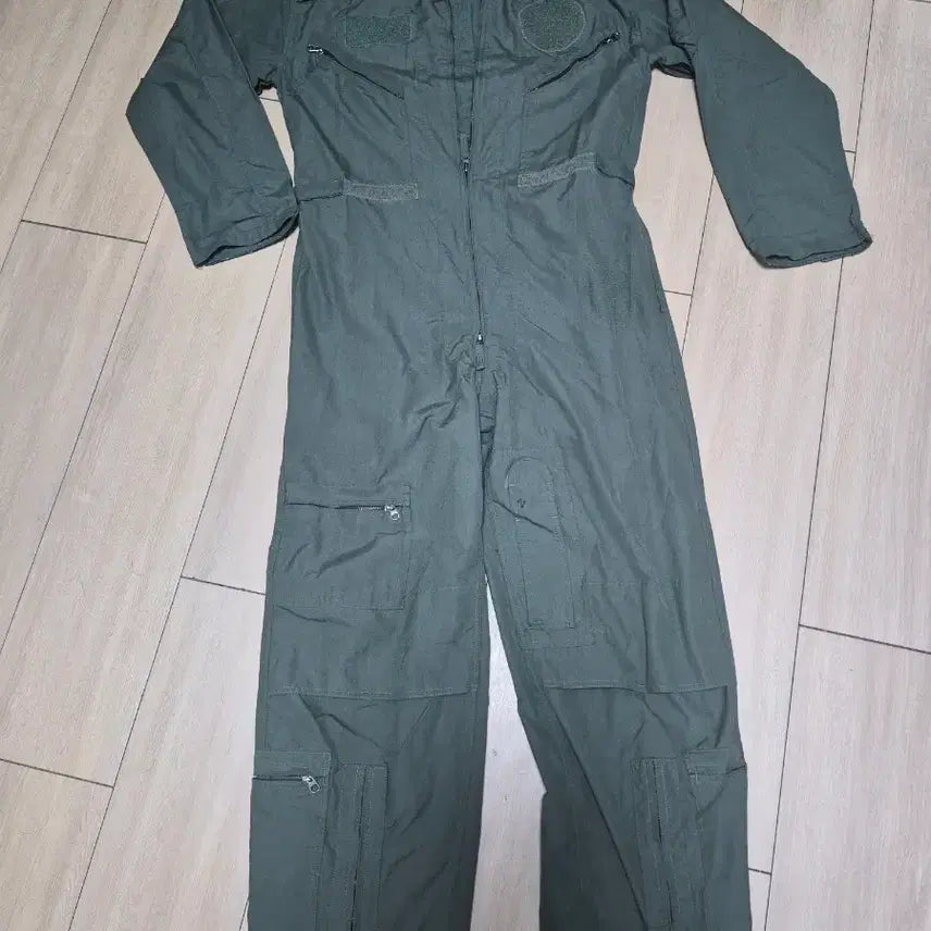 [BUNJANG] Korean Air Force Summer Flight Suit (Size 105) / 구형 국군 13년산 공군 하계 비행복 조종복 (105특-172~177)