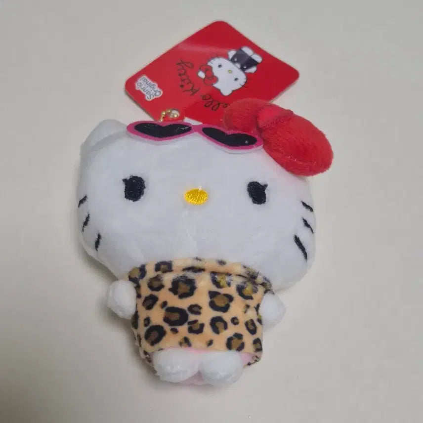 [BUNJANG] Sanrio Hello Kitty Leopard Plush Keychain Bag Charm / 산리오 헬로키티 봉제인형 키링 가방고리 레오파드
