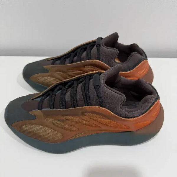 [BUNJANG] Adidas Yeezy 700 V3 Copper Fade / 아디다스 이지 700 V3 카퍼 페이드