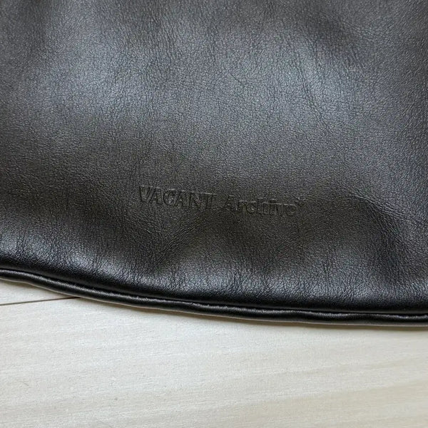 [BUNJANG] VACANT Archive Bella Wide Strap Hobo Bag Black / VACANT Archive 벨라 와이드 스트랩 호보백 블랙