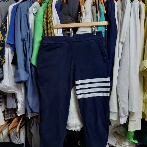[BUNJANG] Thom Browne Signature Stripe Jogger Pants Navy Size 1 / 톰브라운 사선 조거 팬츠 네이비 1사이즈 정품