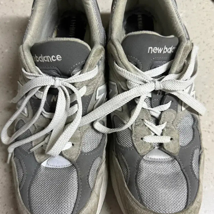 [BUNJANG] New Balance 992 Grey Sneakers (Size 280) / 뉴발란스 992 그레이 280