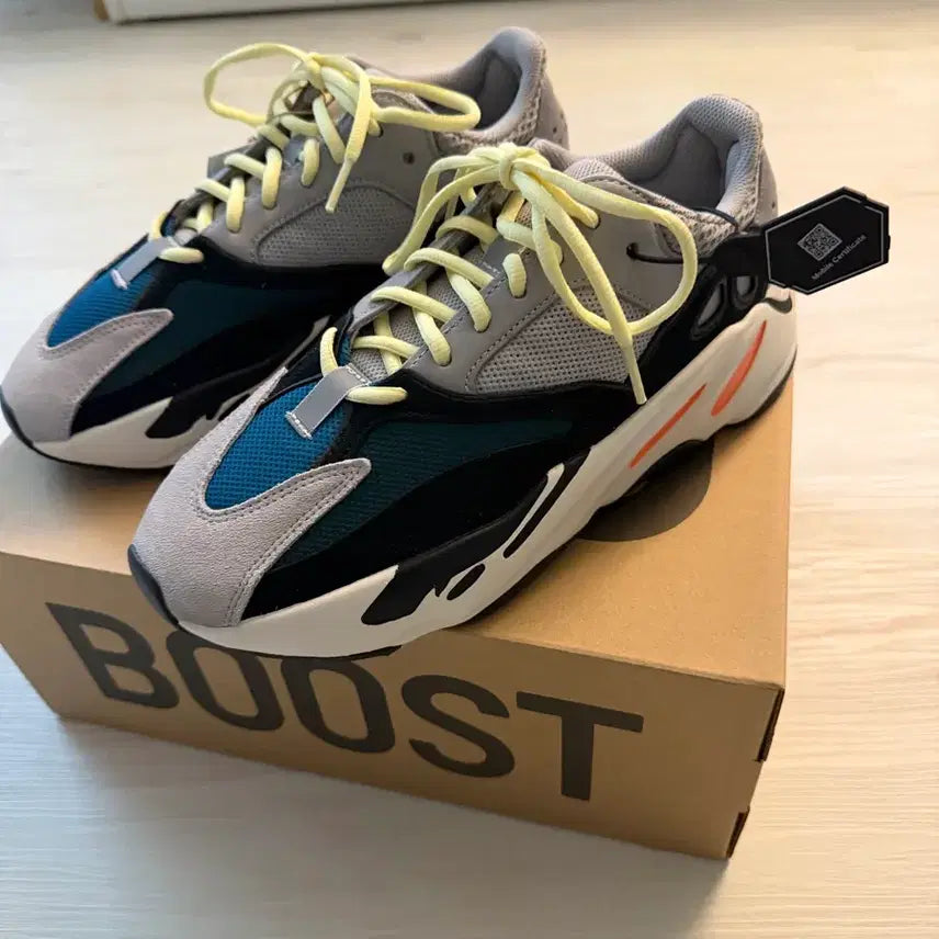 [BUNJANG] Adidas Yeezy Boost 700 Cream New / 이지부스트 700