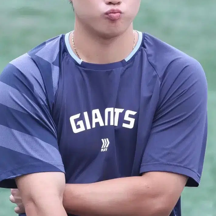 [BUNJANG] Lotte Giants Limited Edition Player Issued Training Uniform (New) / 급처)롯데자이언츠 한정판 선수지급 훈련복 새상품팔아요