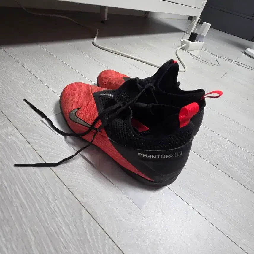 [BUNJANG] Nike Phantom Vision Soccer Cleats Size 235 / 나이키 팬텀 비전 축구화 235