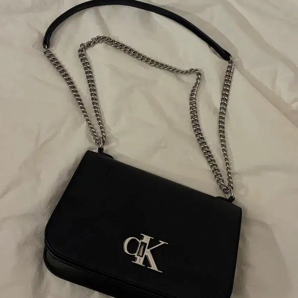 [BUNJANG] Calvin Klein Black Chain Crossbody Bag / 캘빈클라인 블랙 체인 크로스 백