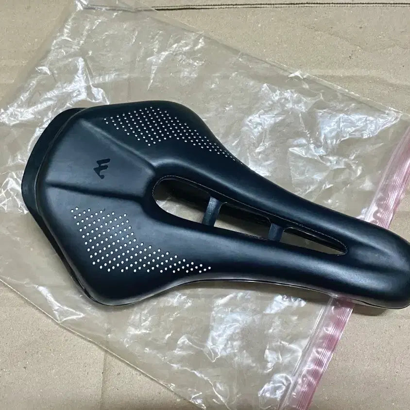 [BUNJANG] Wide Bicycle Saddle / 와이드 안장