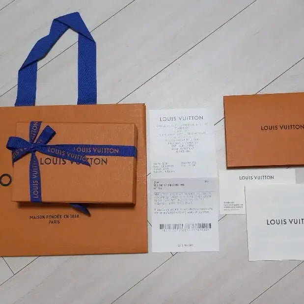 [BUNJANG] Louis Vuitton Cherished Tab Key Holder / 미개봉) 루이비통 체리시드 탭 키홀더