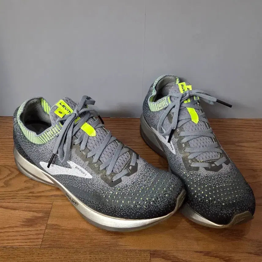 [BUNJANG] Brooks Levitate 2 Running Shoes (275) / BROOKS(브룩스) 레비테이트2 런닝운동화(275)