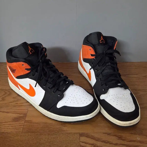[BUNJANG] Nike Air Jordan 1 Mid Starfish Sneakers / 나이키 에어조던1 미드 스타피쉬(285)