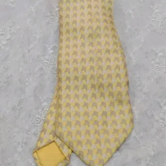 [BUNJANG] Hermès Silk Necktie Yellow Pattern / 에르메스 넥타이