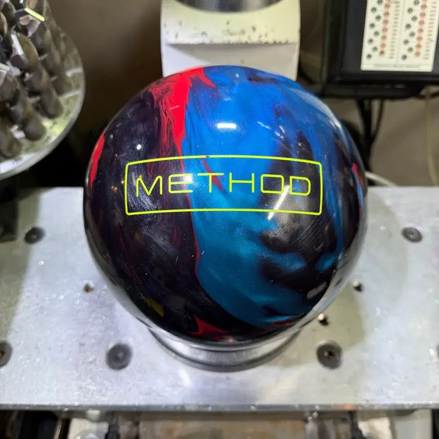 [BUNJANG] Brunswick Method Hybrid 15lb Bowling Ball (Official Ball) / 브런스윅 - 메쏘드 하이브리드 15파운드 (공인구)
